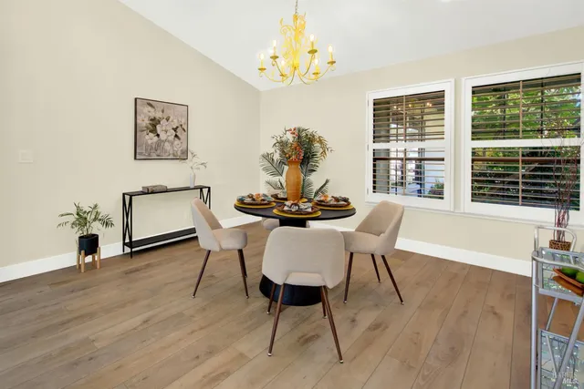 $1,345,000 | 15 Lemon Court, Napa, CA 94558