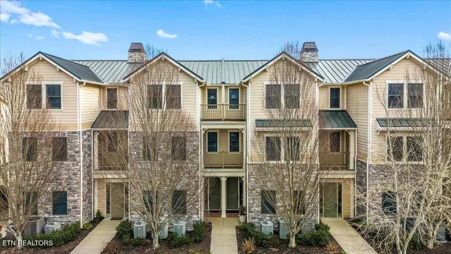 $574,900 | 318 Waterside Circle, Unit 3, Andersonville, TN 37705