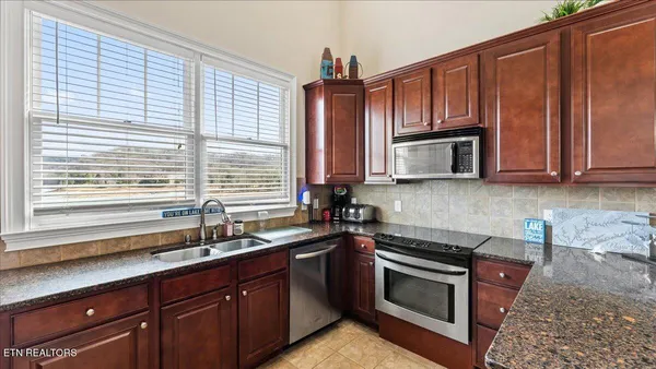$574,900 | 318 Waterside Circle, Unit 3, Andersonville, TN 37705