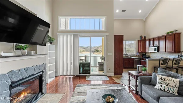 $574,900 | 318 Waterside Circle, Unit 3, Andersonville, TN 37705