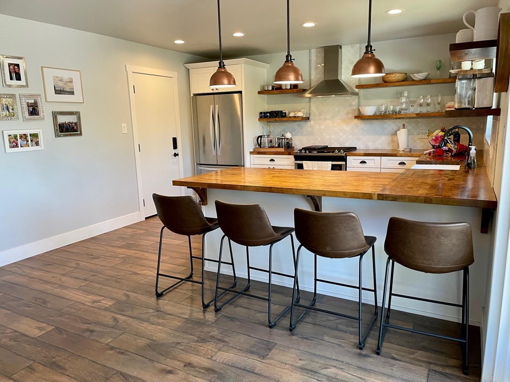 2206 El Monte Drive Oceanside, CA 92054 - Photo 7 of 26