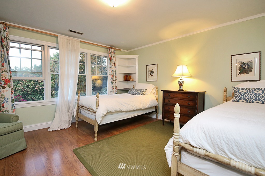 2388 Sunlight Beach Road Clinton, WA 98236 - Photo 21 of 25 Gallery Image 21