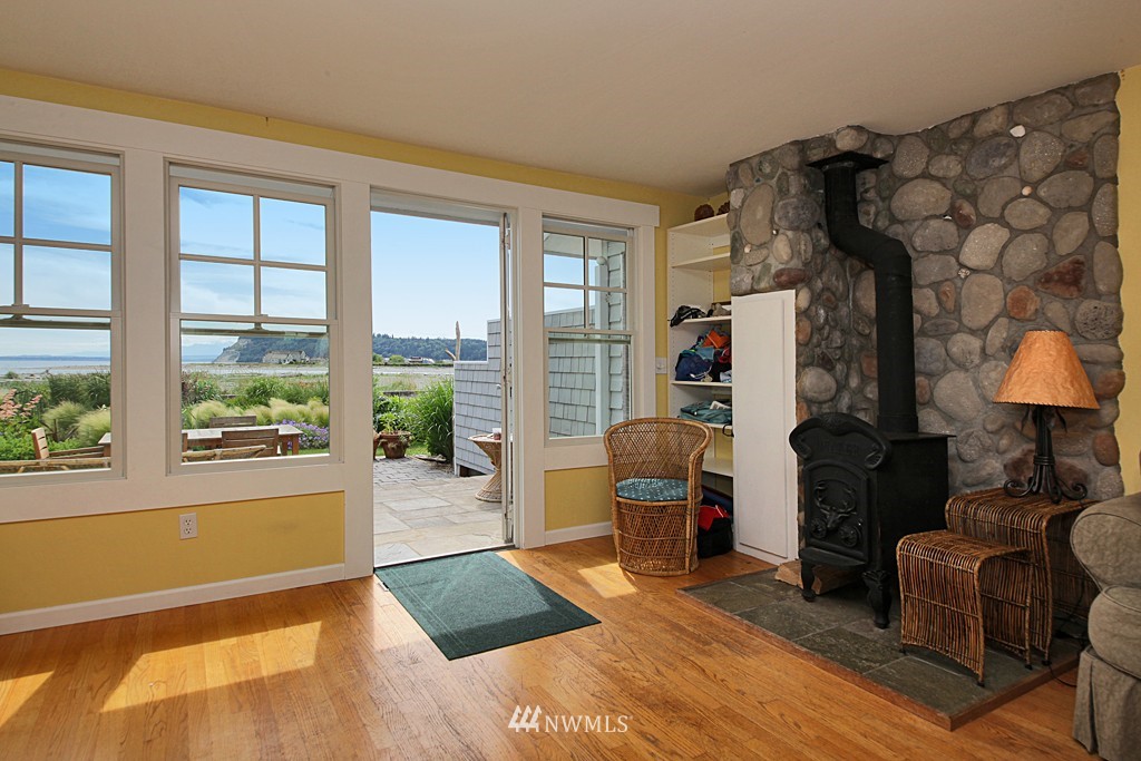 2388 Sunlight Beach Road Clinton, WA 98236 - Photo 22 of 25 Gallery Image 22