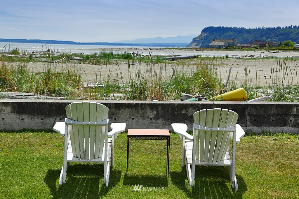 2388 Sunlight Beach Road Clinton, WA 98236 - Photo 4 of 25 Gallery Image 4