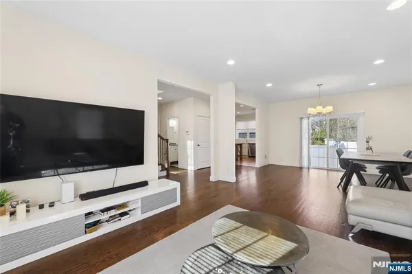 $7,750 | 105-107 Franklin Street, Tenafly, NJ 07670