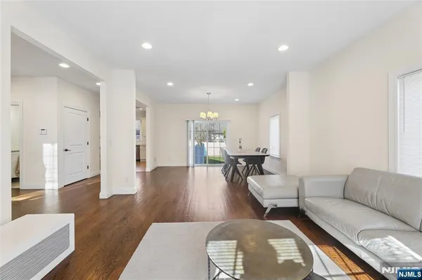 $7,750 | 105-107 Franklin Street, Tenafly, NJ 07670