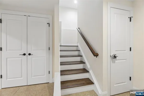 $7,750 | 105-107 Franklin Street, Tenafly, NJ 07670