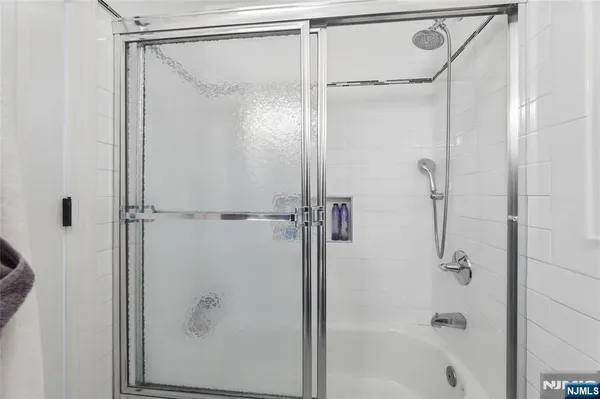 $7,750 | 105-107 Franklin Street, Tenafly, NJ 07670