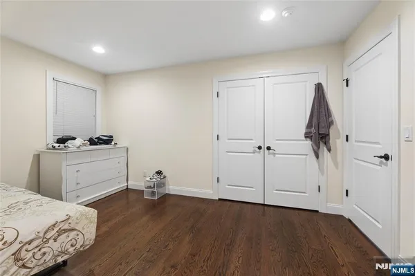 $7,750 | 105-107 Franklin Street, Tenafly, NJ 07670