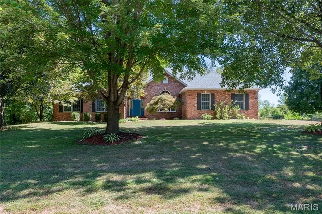 $500,000 | 28 Woodford Way, Collinsville, IL 62234