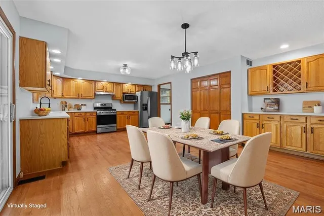 $500,000 | 28 Woodford Way, Collinsville, IL 62234