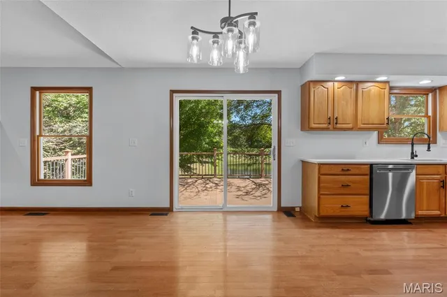 $500,000 | 28 Woodford Way, Collinsville, IL 62234