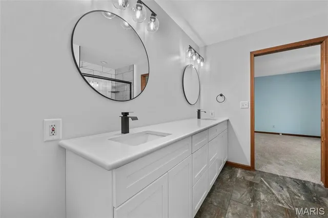 $500,000 | 28 Woodford Way, Collinsville, IL 62234