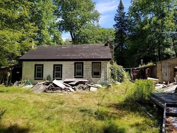 47 Rice Corner Road Brookfield, MA 01506 - Photo 3 of 12 Gallery Image 3