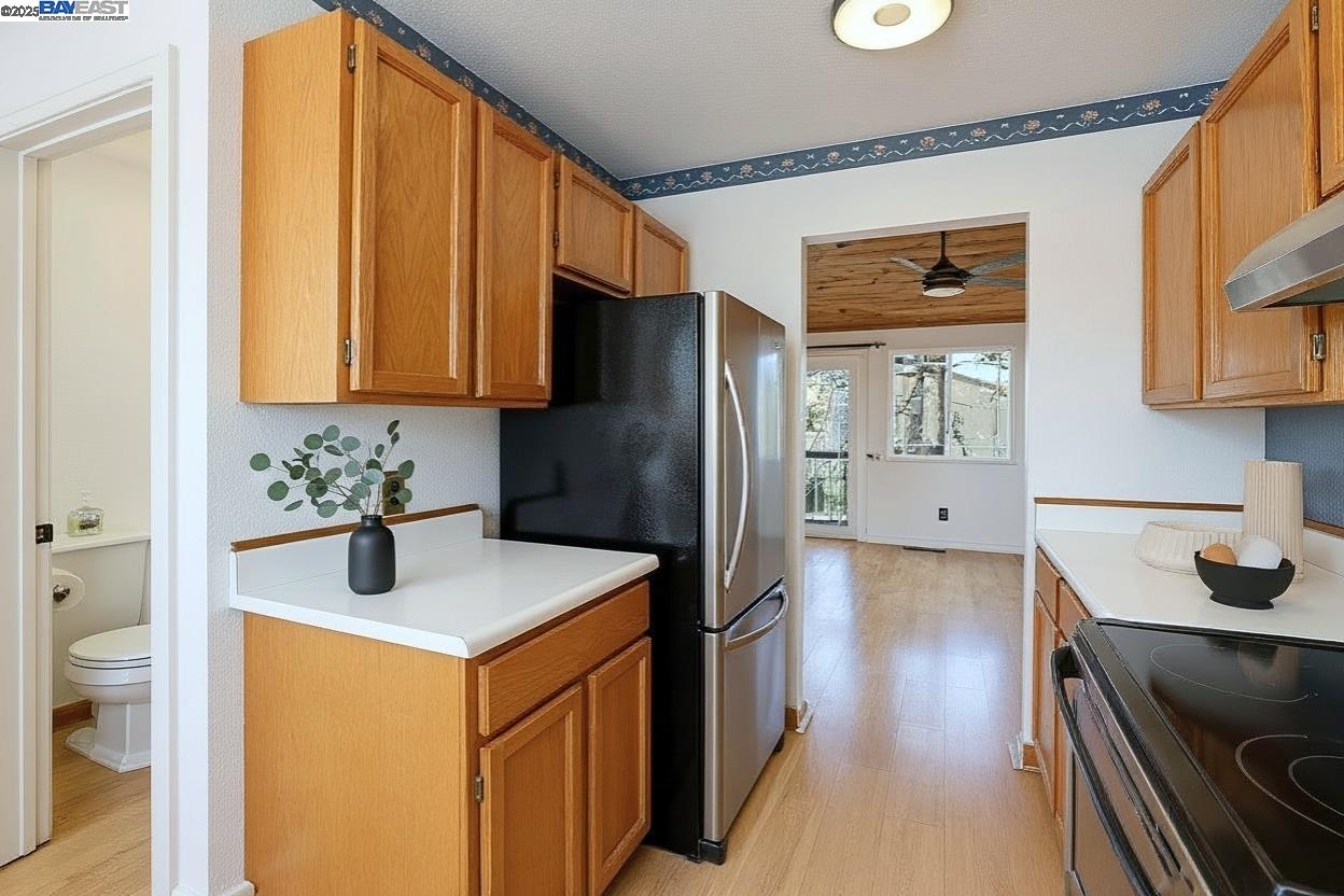 1820 Dalessi Lane Pinole, CA 94564 - Photo 29 of 46