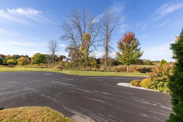 $268,000 | 1278 Meadowbrook Drive, Unit 2, Cleveland, WI 53015