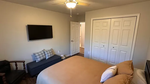 $268,000 | 1278 Meadowbrook Drive, Unit 2, Cleveland, WI 53015