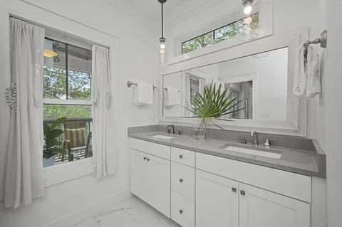 $2,050,000 | 111 Hammock Lane, Santa Rosa Beach, FL 32459