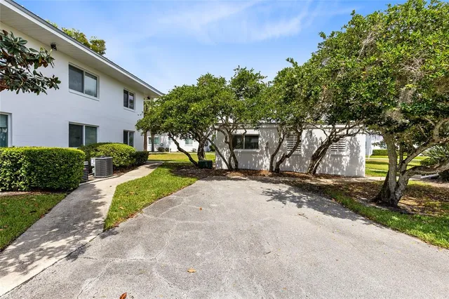 $209,900 | 1140 South Orlando Avenue, Unit E1, Maitland, FL 32751