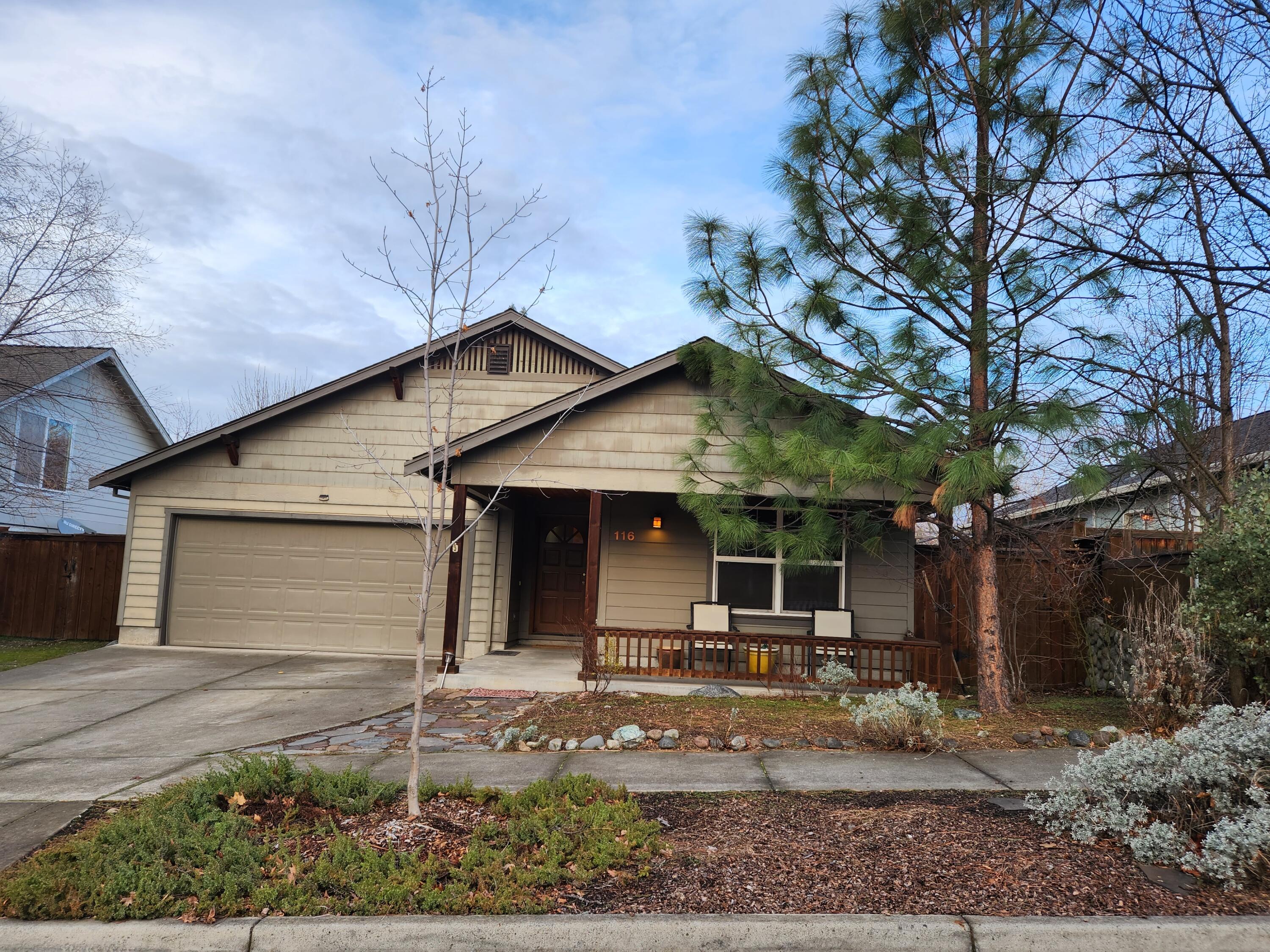 116 Graham Way Talent, OR 97540 - Photo 2 of 25 front view