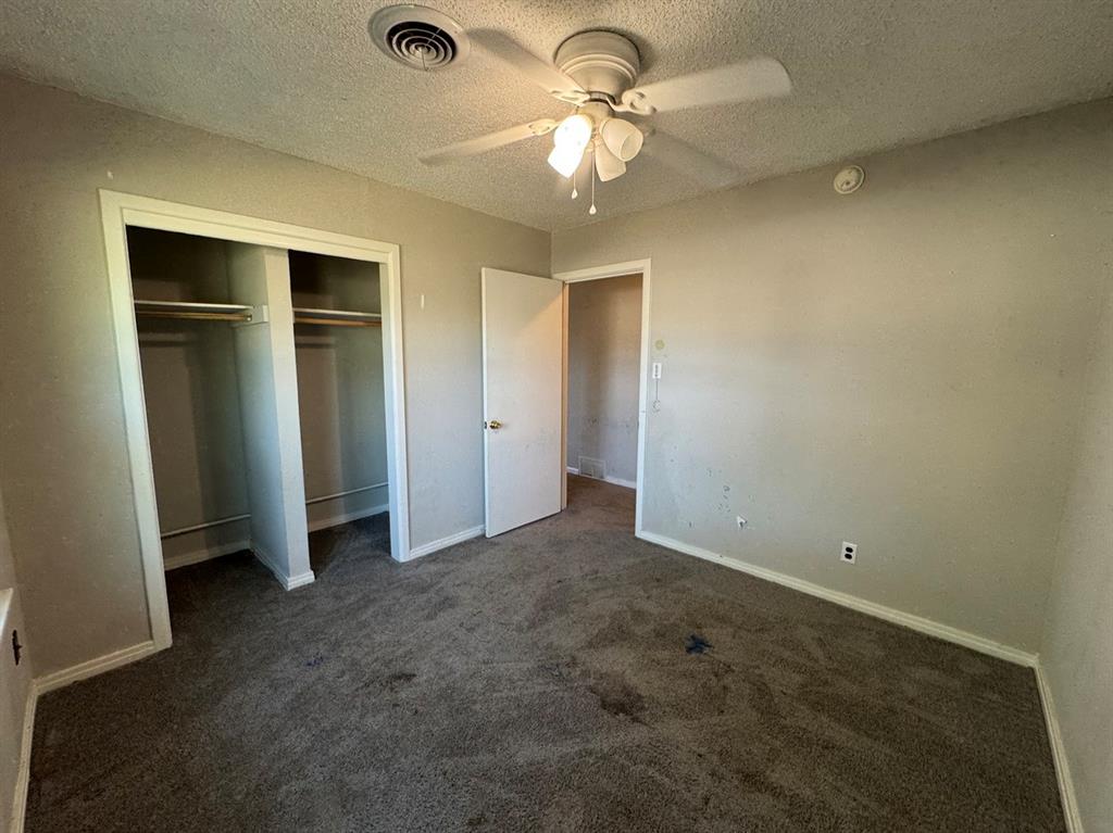 200 Southwest Moody Street Burleson, TX 76028 - Photo 24 of 38