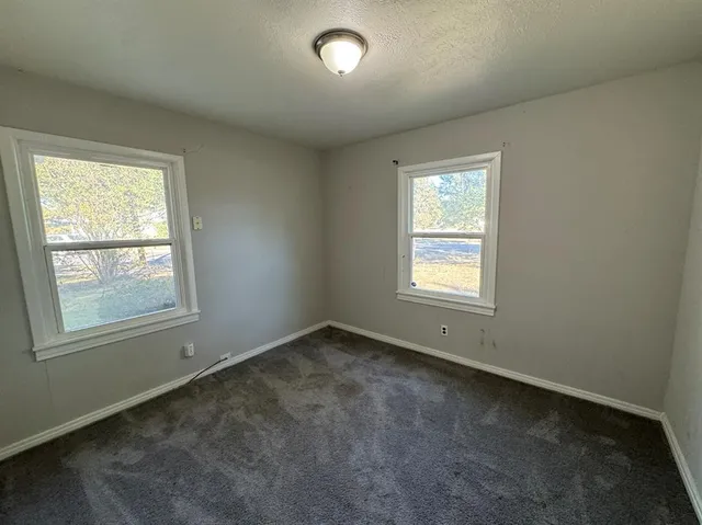 $175,000 | 200 Southwest Moody Street, Burleson, TX 76028