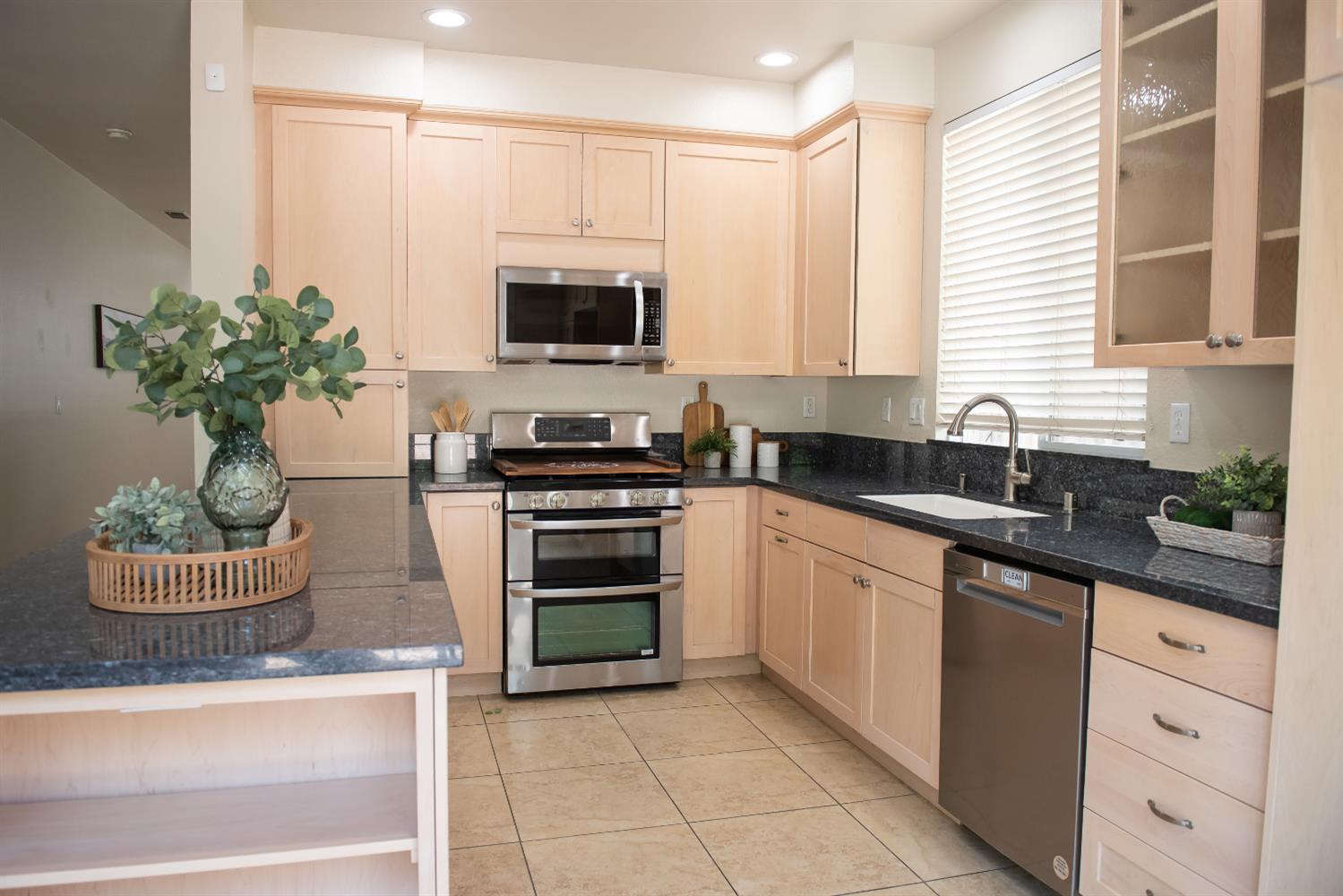 11537 Marissa Way Rancho Cordova, CA 95670 - Photo 20 of 67