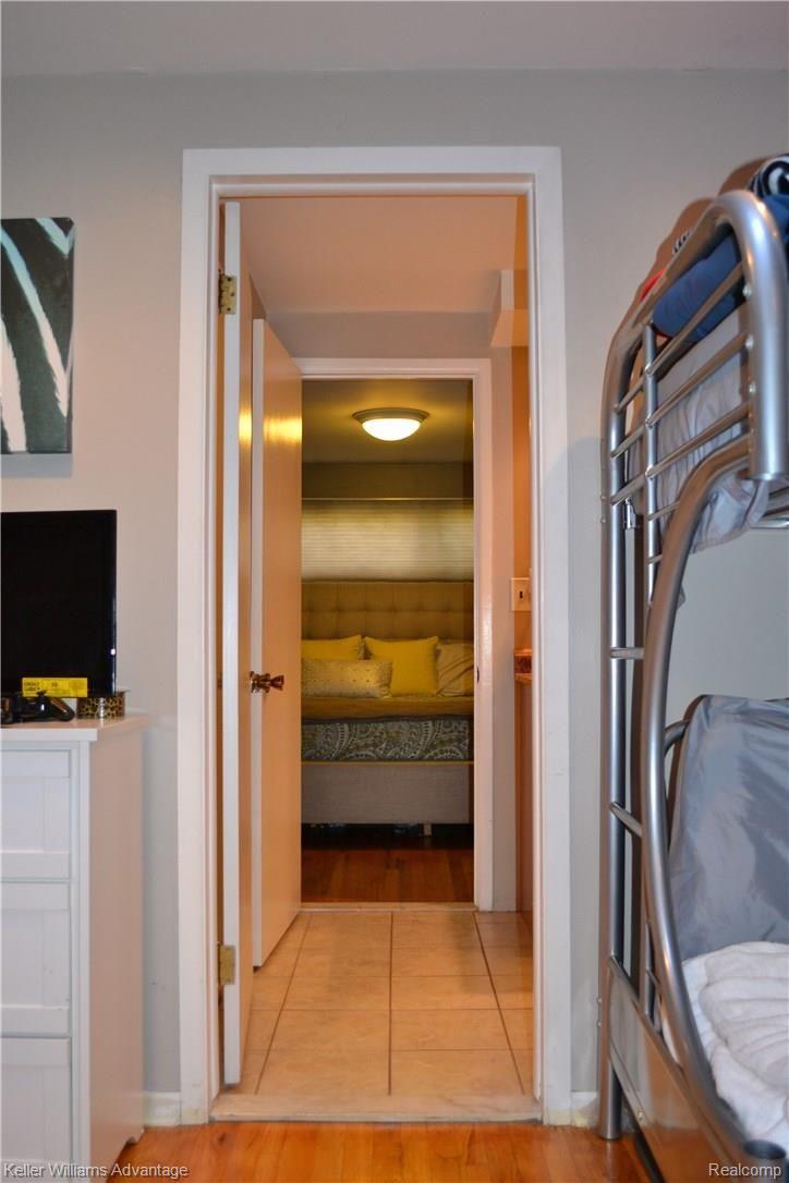 6350 Telegraph Road, Unit 2 Bloomfield Hills, MI 48301 - Photo 16 of 21 DSC_0136.jpg