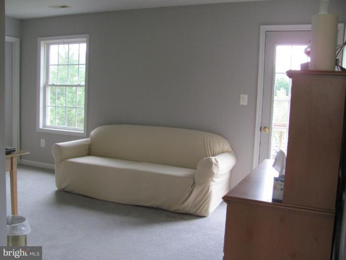 20522 Gapland Road Rohrersville, MD 21779 - Photo 18 of 23 Upper level open area - perfect for your computer!