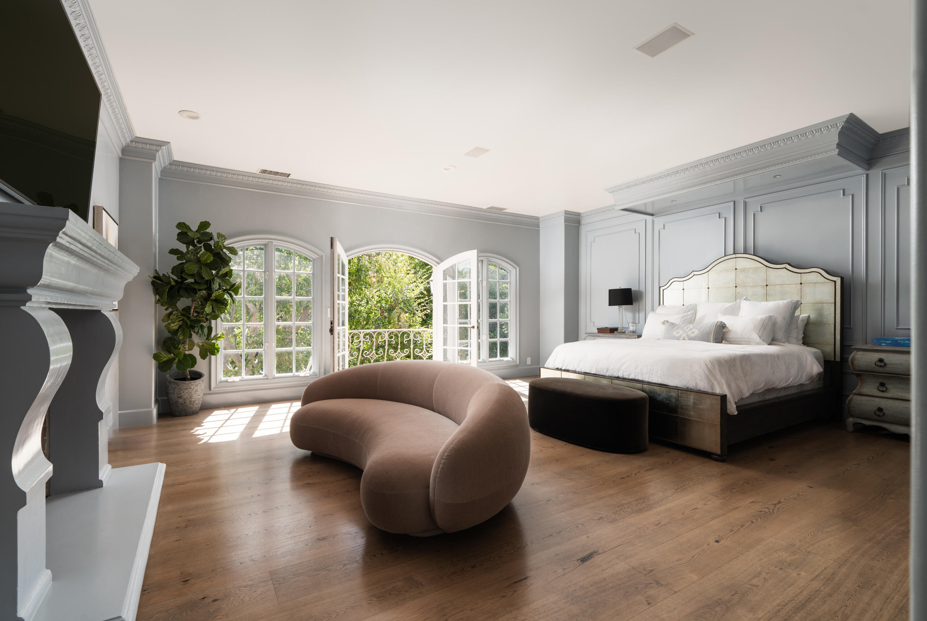 1567 East Valley Road Montecito, CA 93108 - Photo 16 of 34 Primary Bedroom