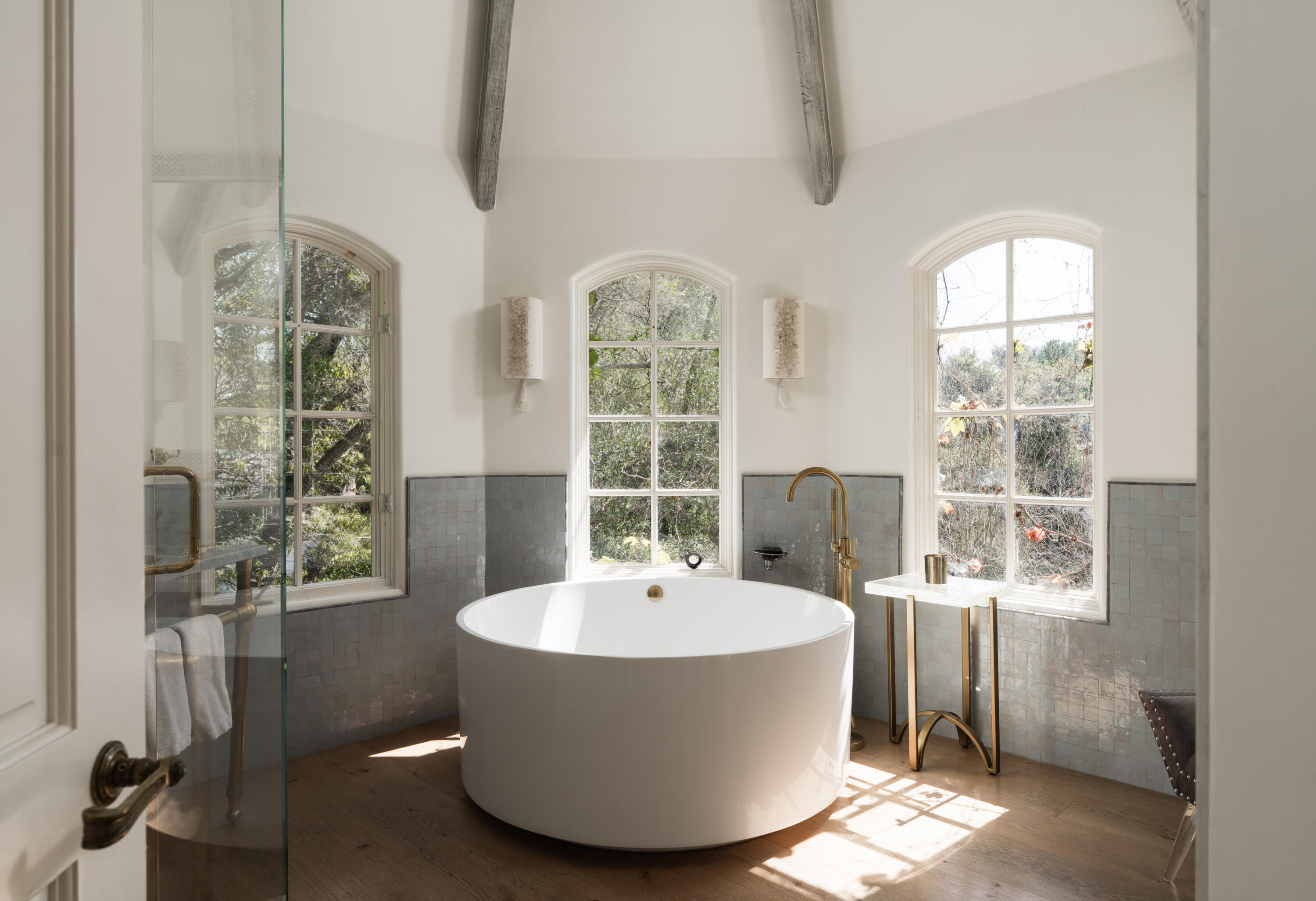 1567 East Valley Road Montecito, CA 93108 - Photo 20 of 34 Second Primary Bathroom