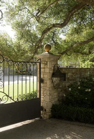 $16,250,000 | 1567 East Valley Road, Montecito, CA 93108