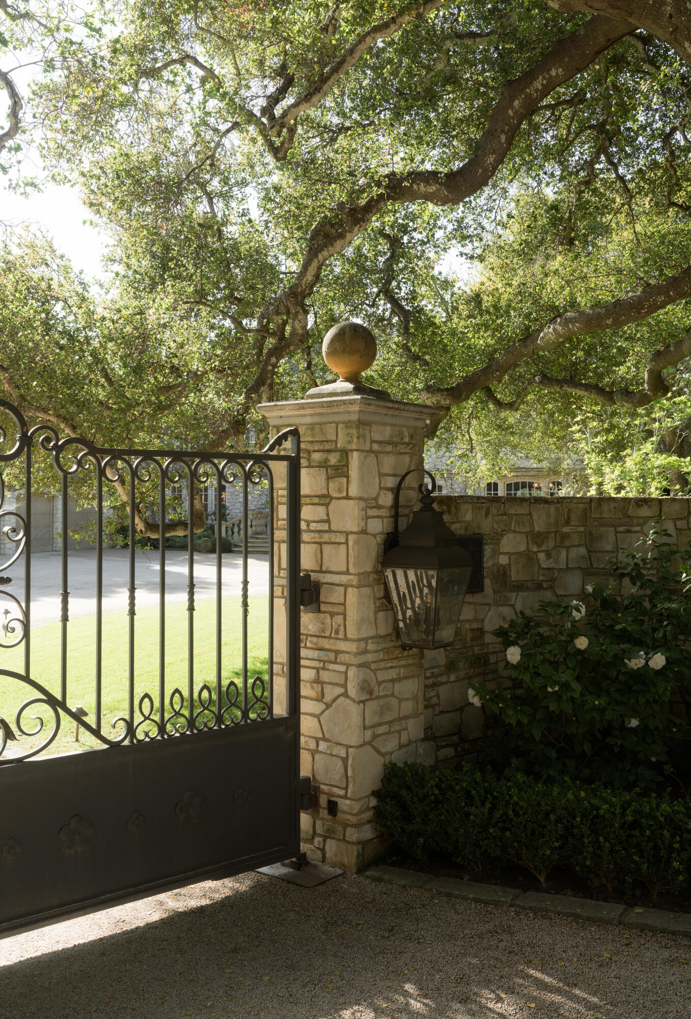 1567 East Valley Road Montecito, CA 93108 - Photo 2 of 34 Entry Garden Gate