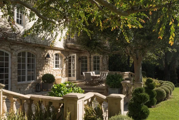 $16,250,000 | 1567 East Valley Road, Montecito, CA 93108