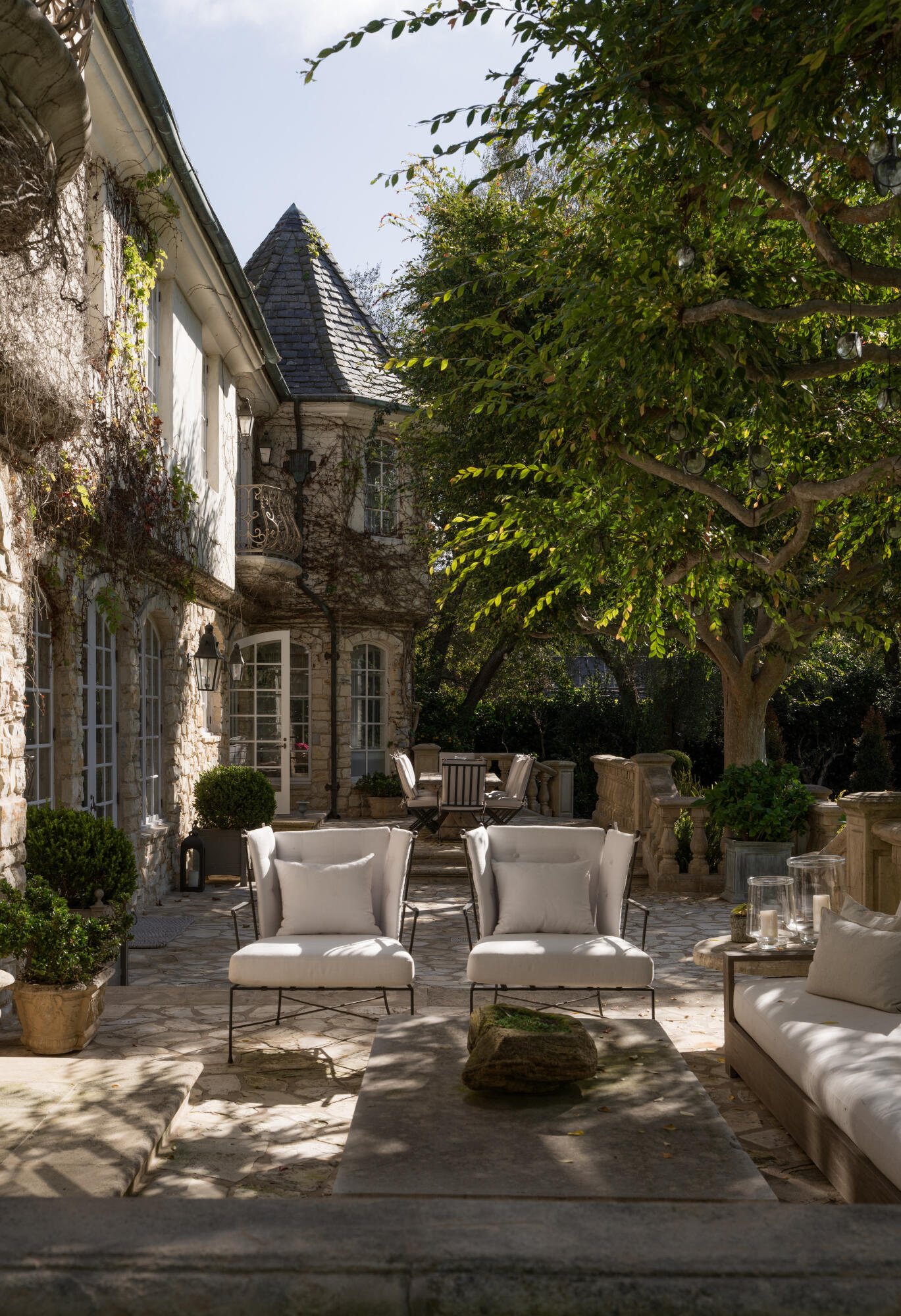 1567 East Valley Road Montecito, CA 93108 - Photo 30 of 34 Vertical Back Courtyard
