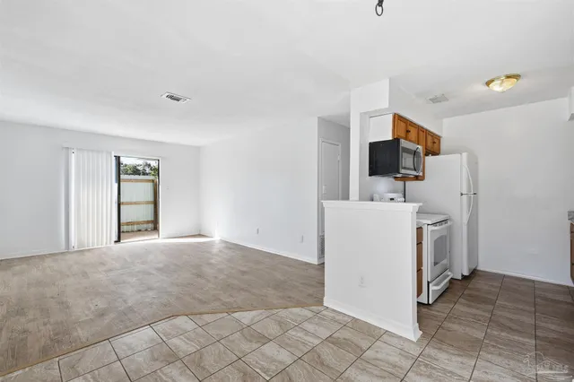 $475,000 | 50 Fulton Avenue, Unit F, Pensacola, FL 32503