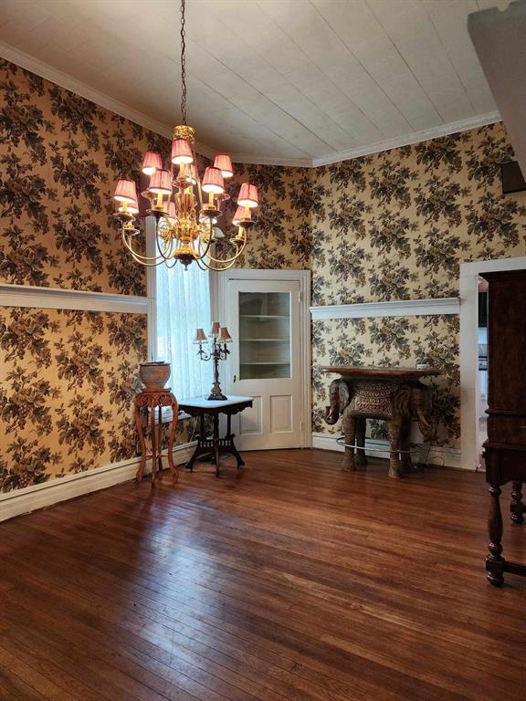 205 South 2nd Street Logansport, LA 71049 - Photo 14 of 36 a living room with furniture and a fireplace
