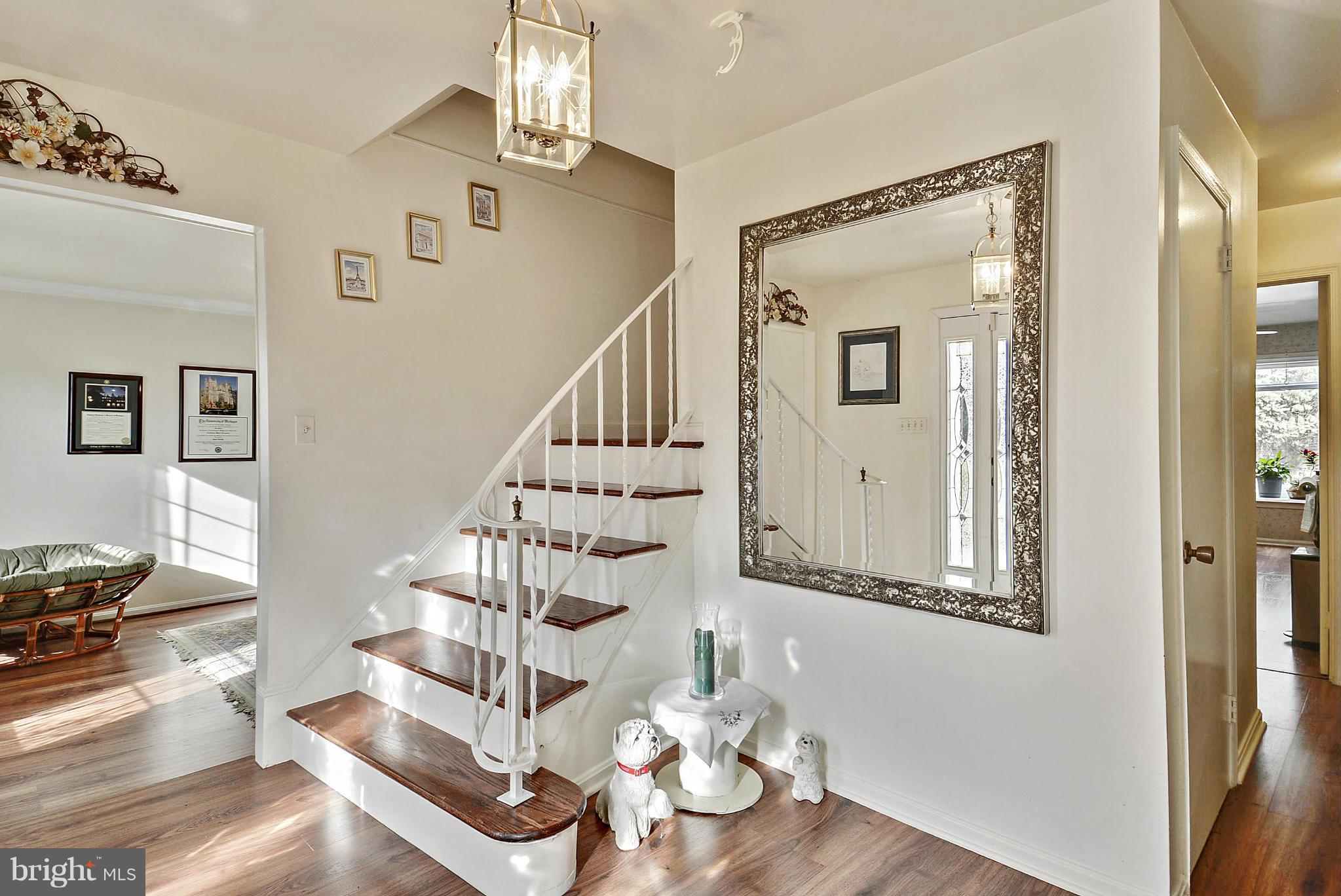 15005 Whitegate Road Silver Spring, MD 20905 - Photo 2 of 30 Interior (General)