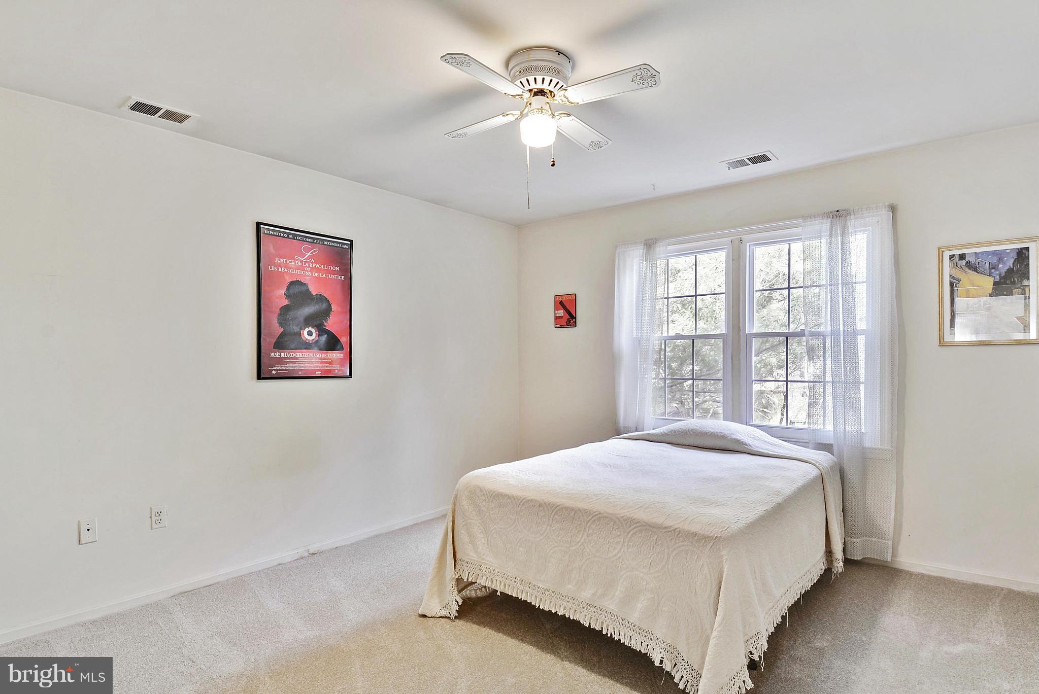 15005 Whitegate Road Silver Spring, MD 20905 - Photo 26 of 30 Bedroom