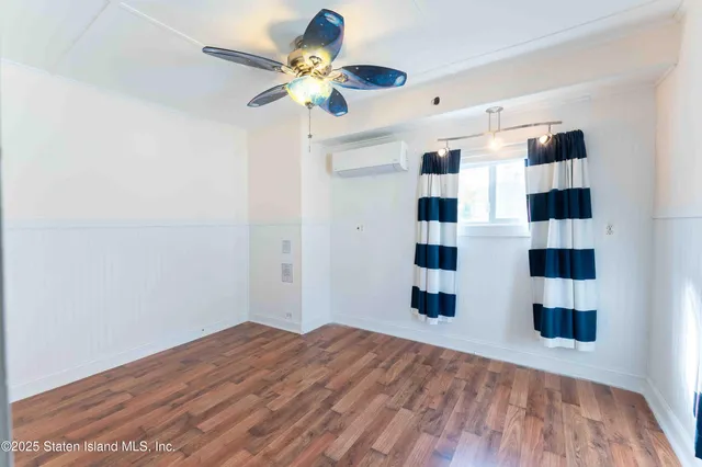 $749,000 | 236 Lee Avenue | Tottenville