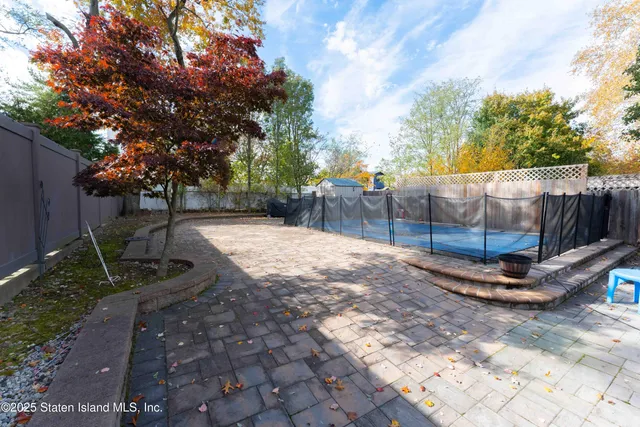 $749,000 | 236 Lee Avenue | Tottenville