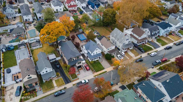 $749,000 | 236 Lee Avenue | Tottenville