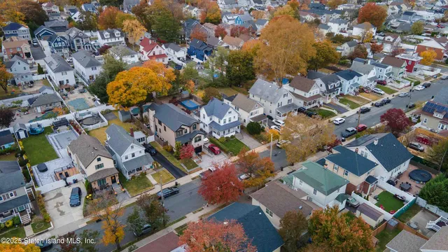 $749,000 | 236 Lee Avenue | Tottenville