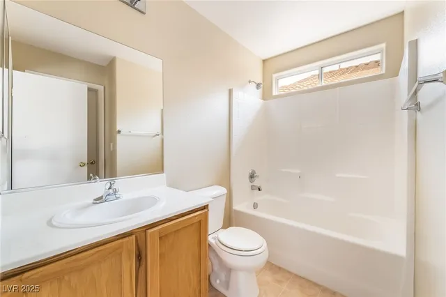 $1,700 | 6888 Bronze Meadow Avenue, Las Vegas, NV 89122