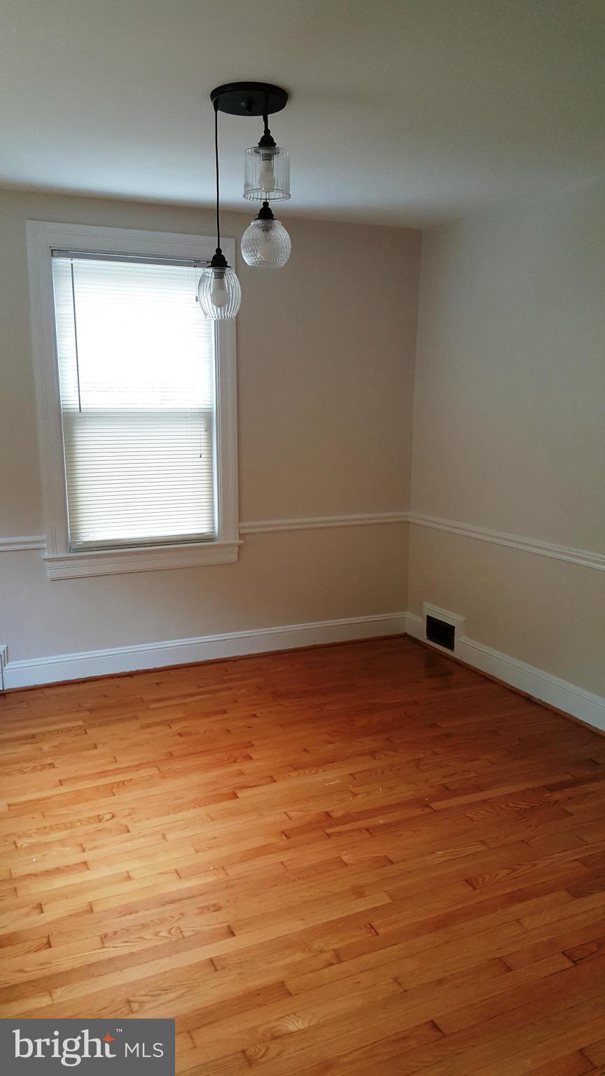 618 Ridge Road Southeast Washington, DC 20019 - Photo 7 of 21 Dining Room