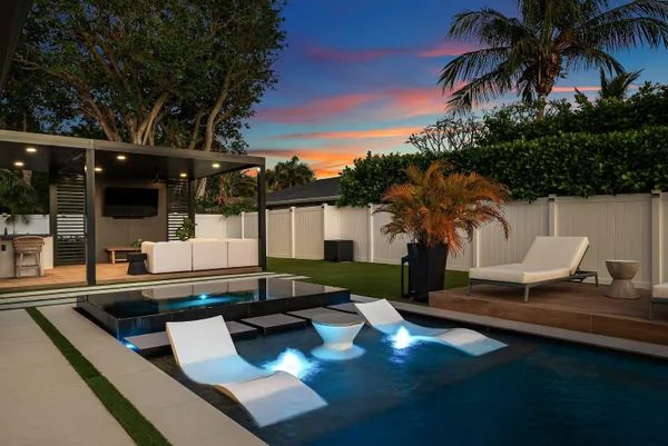 $3,495,000 | 926 Southwest 35th Court, Boynton Beach, FL 33435