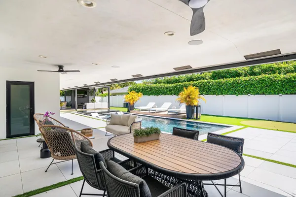 $3,495,000 | 926 Southwest 35th Court, Boynton Beach, FL 33435