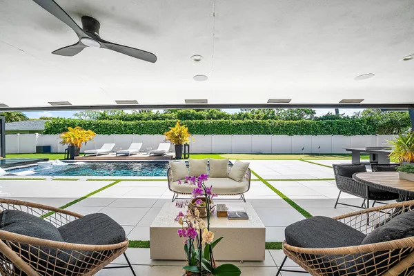 $3,495,000 | 926 Southwest 35th Court, Boynton Beach, FL 33435