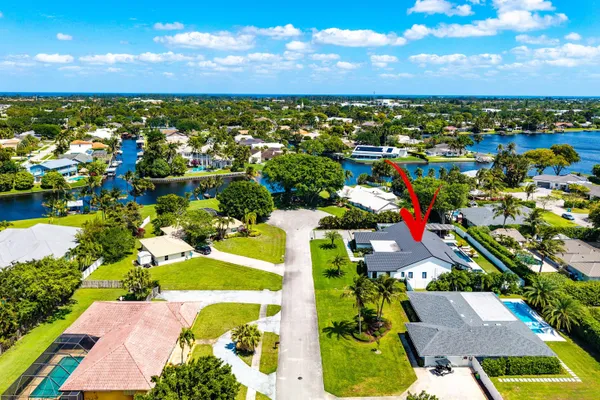 $3,495,000 | 926 Southwest 35th Court, Boynton Beach, FL 33435