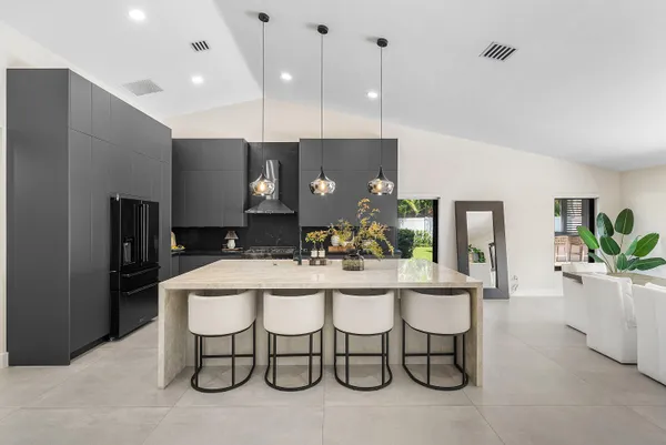 $3,495,000 | 926 Southwest 35th Court, Boynton Beach, FL 33435